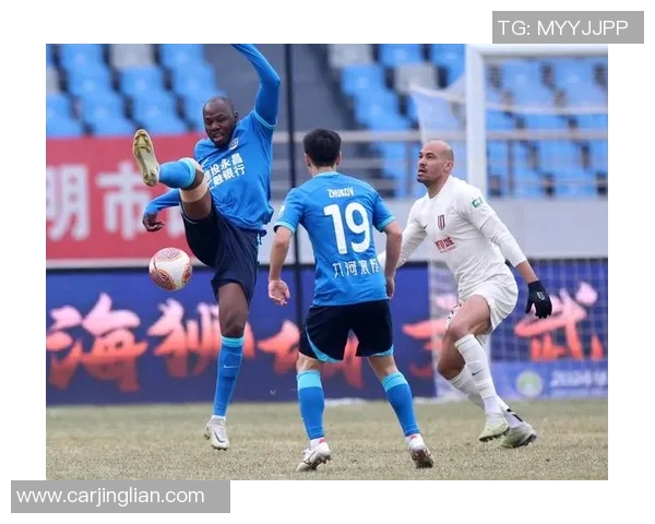 沧州信友足球俱乐部奋勇拼搏展现青春风采助力地方足球发展新篇章